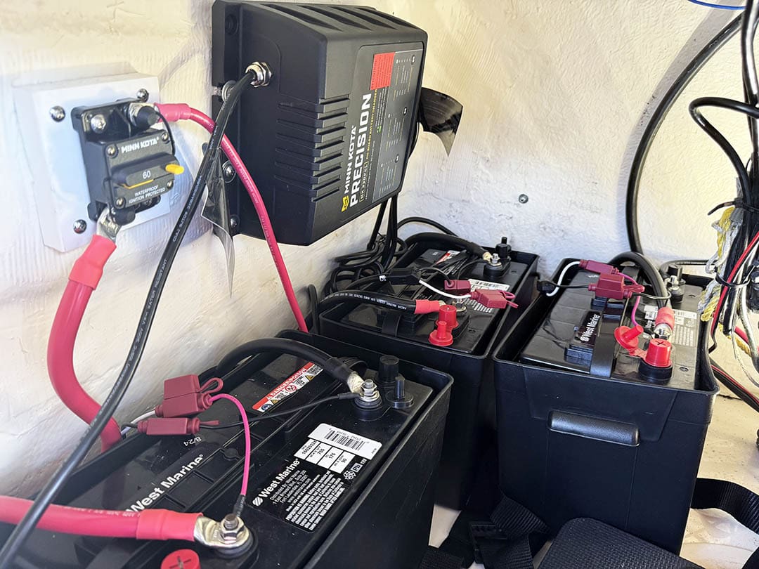 Minn Kota battery charger, deep cycle lead acid batteries, 36 volt